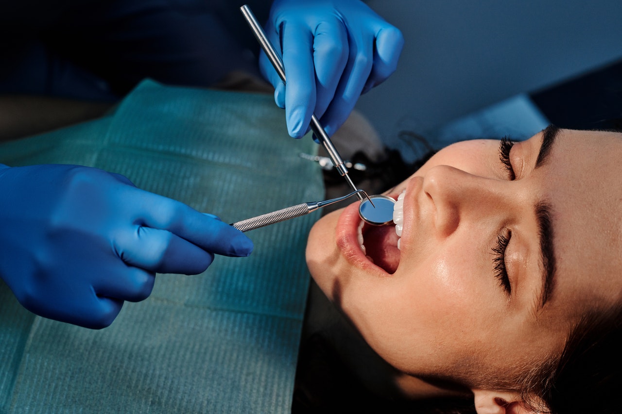 woman in dentist